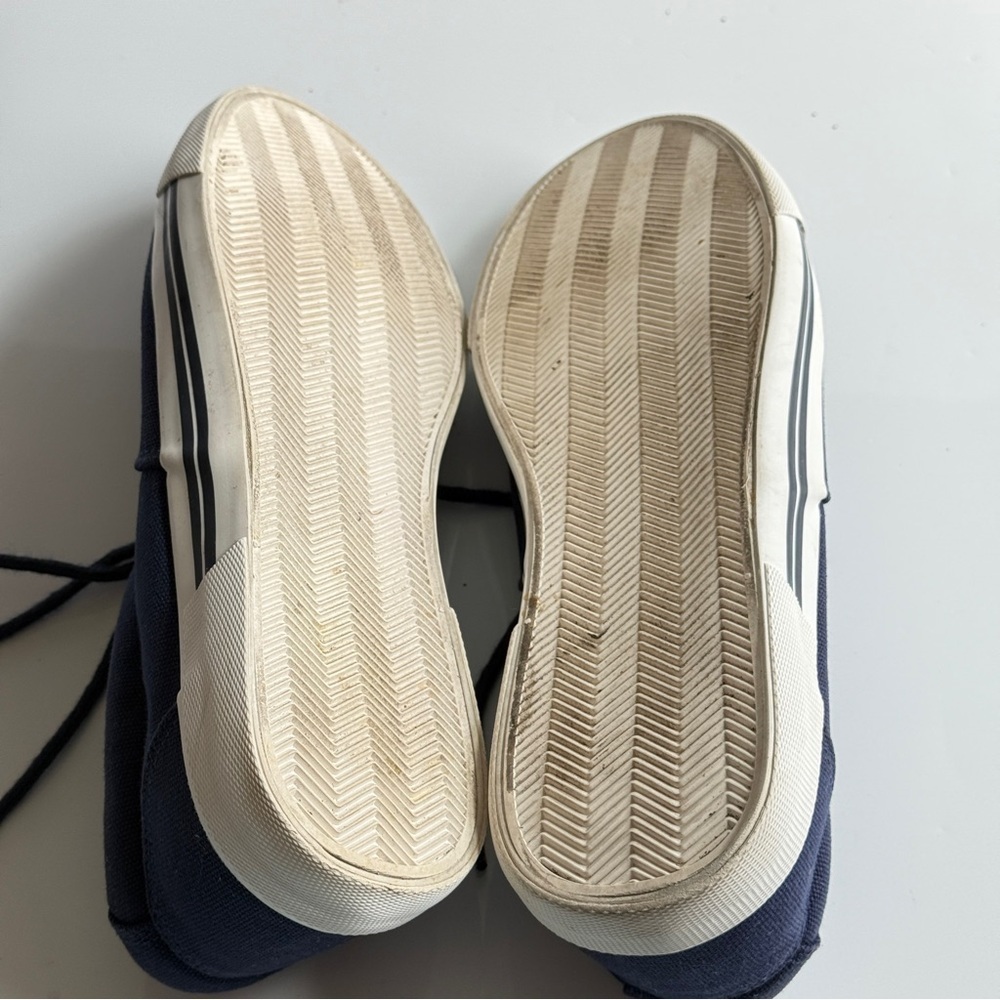 St. John's Bay Northport Boat Shoes Size Men 10M Navy Blue Canvas Sneakers - Picture 9 of 9